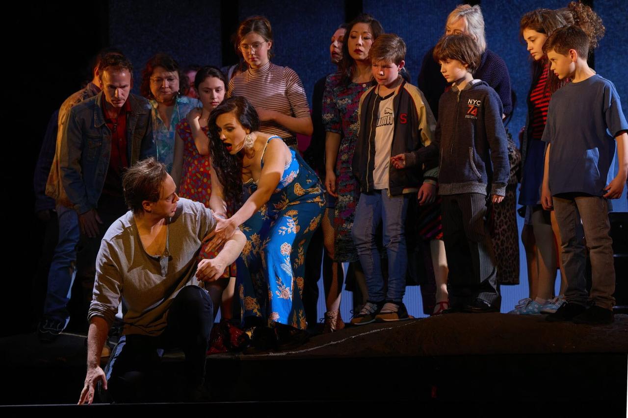 Lucie Peyramaure on stage